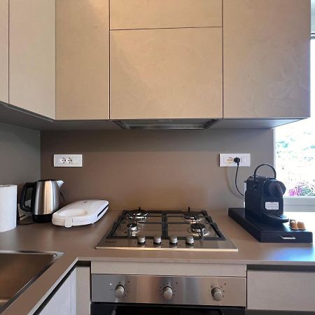 Val Di Sole 19-Iii Piano- Vista Mare- Vista Collina-Wifi 100Mg-Aria Condizionata In Tutte Le Stanze -L'Appartamento E' Stato Completamente Rinnovato Nel 2023 Rapallo Dış mekan fotoğraf