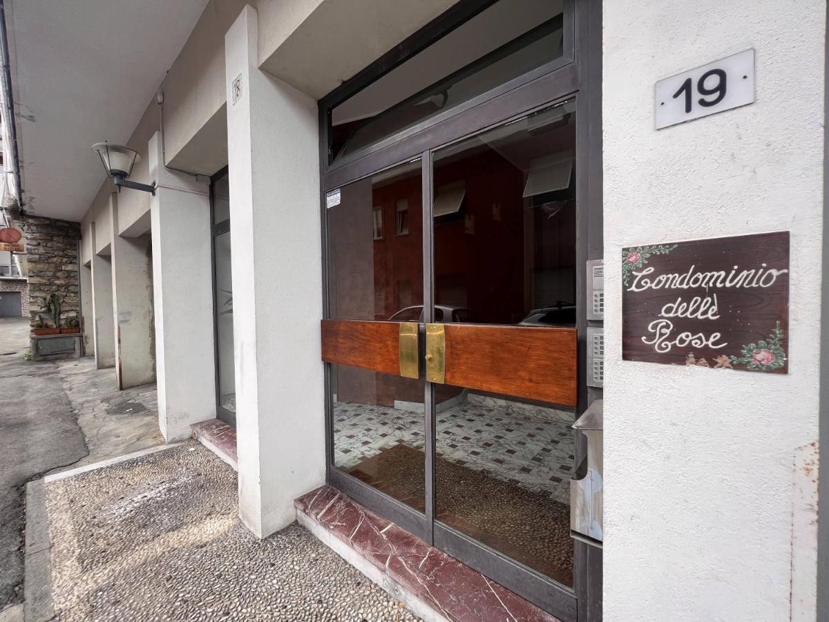 Val Di Sole 19-Iii Piano- Vista Mare- Vista Collina-Wifi 100Mg-Aria Condizionata In Tutte Le Stanze -L'Appartamento E' Stato Completamente Rinnovato Nel 2023 Rapallo Dış mekan fotoğraf